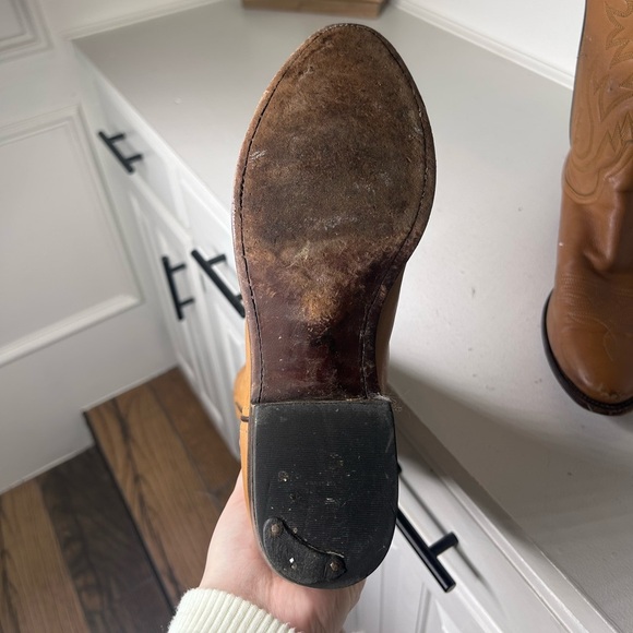 Vintage Laredo Men’s Western Cowboy Boots 10D – Classic Tan Leather - Picture 7 of 10